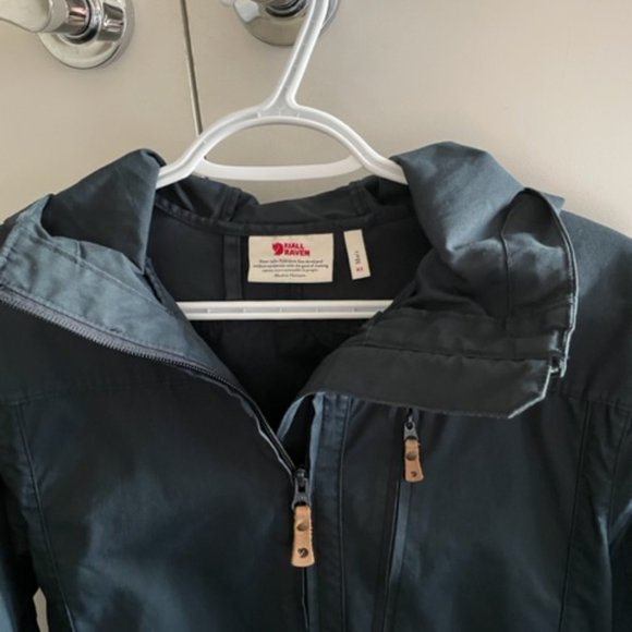 FJÄLLRÄVEN Sten Jacket Dark Navy Men's XS - Picture 3 of 7